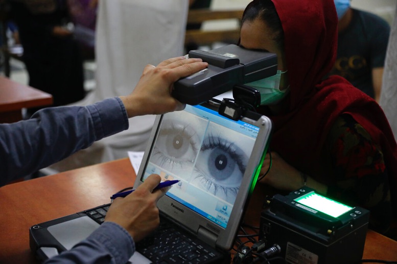 Alarma de base de datos que habría caído en manos de los talibanes Alarma de base de datos que habría caído en manos de los talibanes