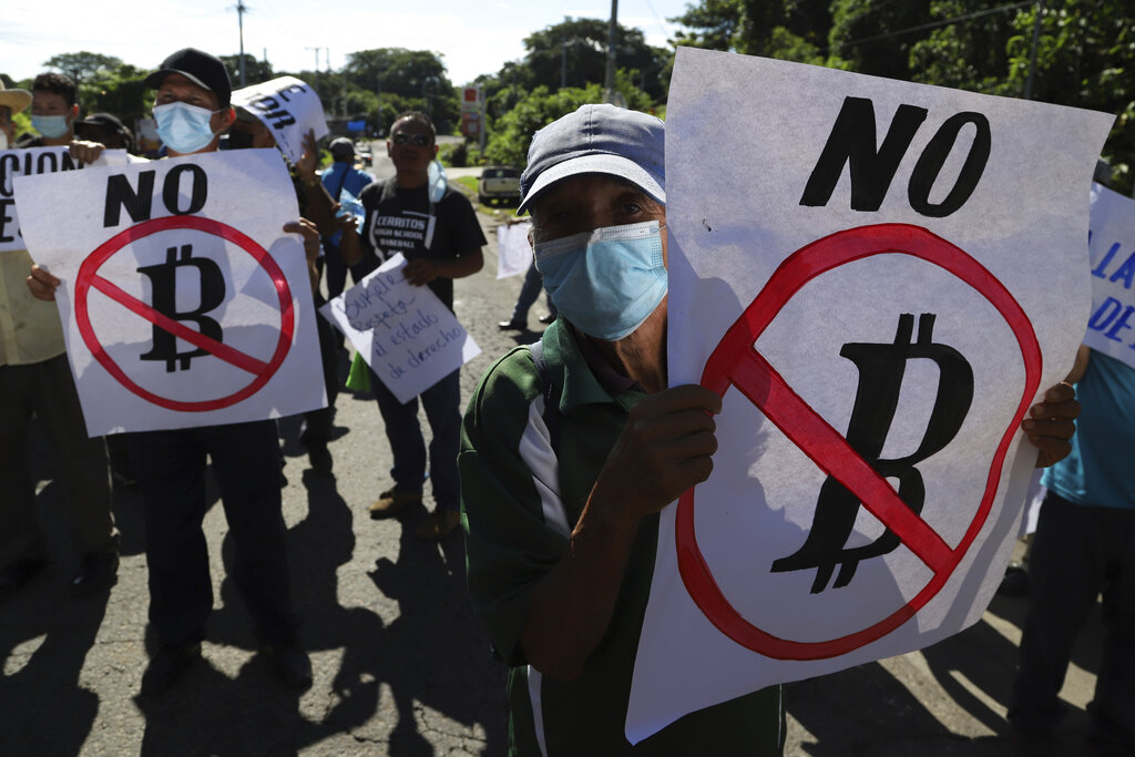 El Salvador: protestas, fracasos y desinformación sobre bitcoin
