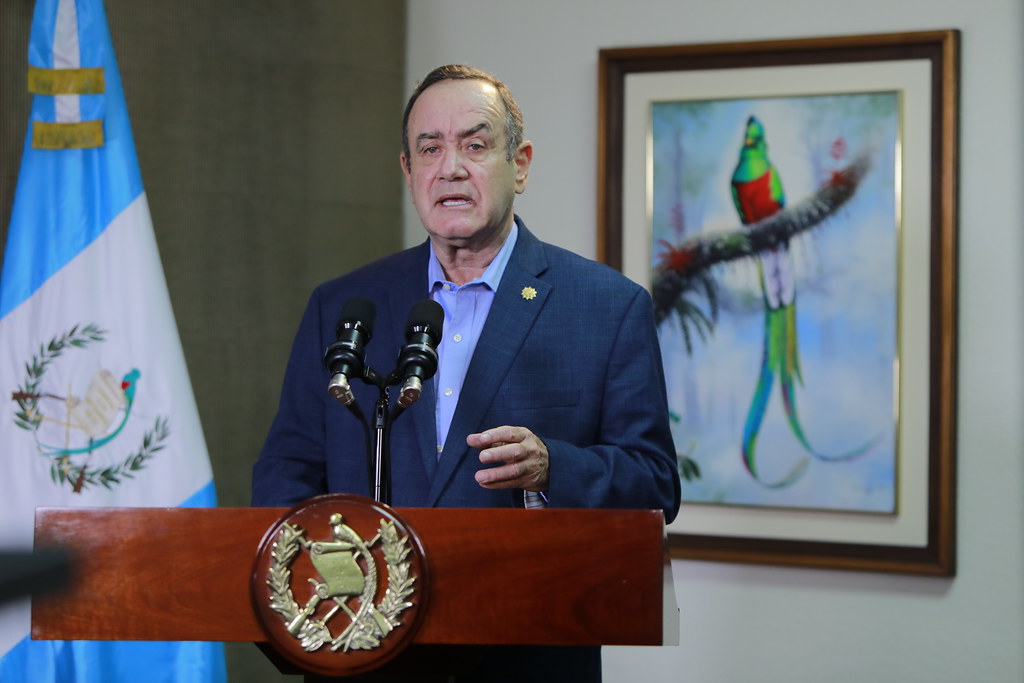 Giammattei vuelve a decretar estado de calamidad por recomendaciones médicas