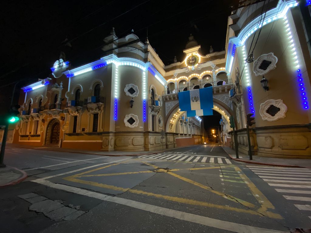 Los lectores preguntan: ¿puedo conducir hoy después de las 8? Esto dice la PNC Los lectores preguntan: ¿puedo conducir hoy después de las 8? Esto dice la PNC