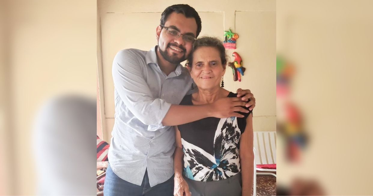 Oposición pide a Max Jerez que despida a su madre en agonía